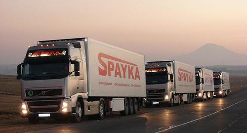 Автомобили компании "Спайка" Фото Пресс-служба компании "Спайк" http://www.spayka.am/ru/about_us_block/history.html