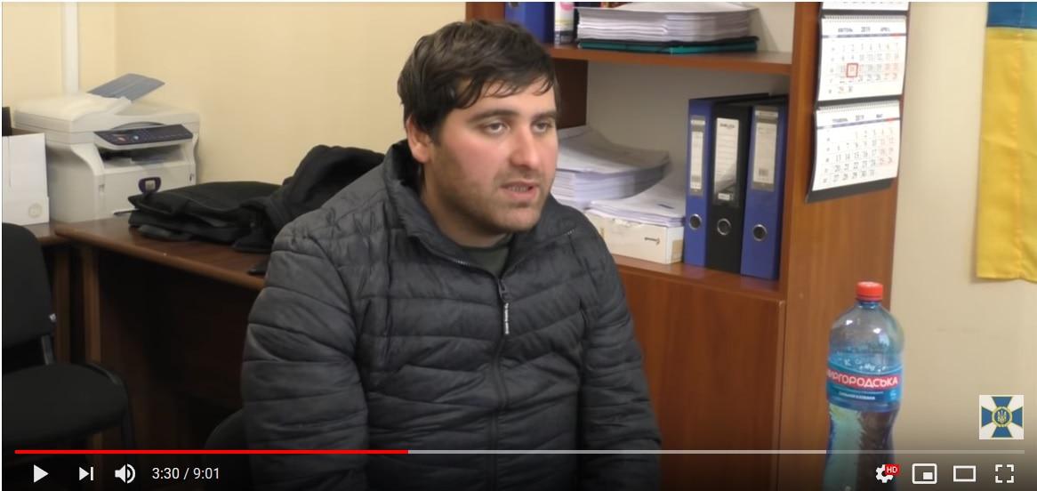 Скриншот видеозаписи допроса Тимура Дзортова, размещенного 17 апреля на канале Службы безопасности Украины в YouTube https://www.youtube.com/watch?v=lnzpH41zl4c Скриншот видеозаписи допроса Тимура Дзортова, размещенного 17 апреля на канале Службы безопасности Украины в YouTube https://www.youtube.com/watch?v=lnzpH41zl4c
