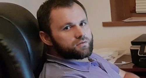 Зелимхан Хангошвили. Фото: пресс-служба ПЦ "Мемориал" https://memohrc.org/. Зелимхан Хангошвили. Фото: пресс-служба ПЦ "Мемориал" https://memohrc.org/.