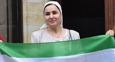 Анжела Матиева. Фото https://fortanga.org/2020/02/anzhela-matieva-prosit-putina-o-vstreche/ Анжела Матиева. Фото https://fortanga.org/2020/02/anzhela-matieva-prosit-putina-o-vstreche/