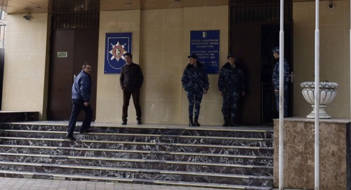 Здание МВД Абхазии. Фото кадр видео http://abkhazia24.org/2016/agrba-ikts-mvd-obespechit-effektivnuyu-rabotu-v-borbe-s-terrorizmom/ Здание МВД Абхазии. Фото кадр видео http://abkhazia24.org/2016/agrba-ikts-mvd-obespechit-effektivnuyu-rabotu-v-borbe-s-terrorizmom/