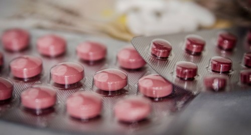 Таблетки. Фото: Michal Jarmoluk from Pixabay 
