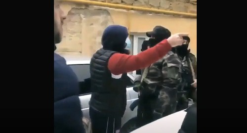 Тарки, 13 февраля 2021 года. Кадр видео 
Муса Мусаев https://www.youtube.com/watch?v=Gyvf54eE6kM&feature=emb_logo