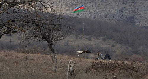 Азербайджанский военнослужащий на боевых позициях в Нагорном Карабахе. Январь 2021 г. Фото: REUTERS/Артем Микрюков