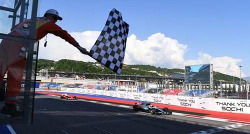 "Формула-1" в Сочи 30/04/2017/ Фото http://sochiautodrom.ru/news/circuit?id=1198 "Формула-1" в Сочи 30/04/2017/ Фото http://sochiautodrom.ru/news/circuit?id=1198