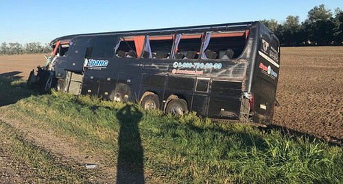 На месте аварии. Фото: отдел пропаганды УГИБДД ГУ МВД России по Краснодарскому краю
На месте аварии. Фото: отдел пропаганды УГИБДД ГУ МВД России по Краснодарскому краю