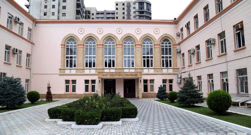 Бакинский апелляционный суд. Фото https://ru.wikipedia.org/wiki/Судебная_система_Азербайджана Бакинский апелляционный суд. Фото https://ru.wikipedia.org/wiki/Судебная_система_Азербайджана