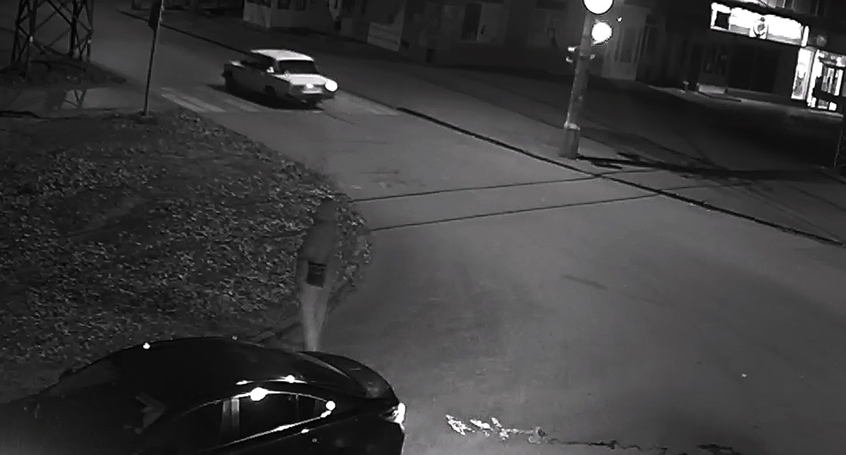 Обстрел автомобиля в Волгограде. Кадр видео пресс-службы МВД https://34.xn--b1aew.xn--p1ai/%D0%BD%D0%BE%D0%B2%D0%BE%D1%81%D1%82%D0%B8/item/26993018/ Обстрел автомобиля в Волгограде. Кадр видео пресс-службы МВД https://34.xn--b1aew.xn--p1ai/%D0%BD%D0%BE%D0%B2%D0%BE%D1%81%D1%82%D0%B8/item/26993018/