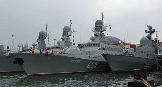 Корабли Каспийской флотилии. Пресс-служба Южного военного округа. Корабли Каспийской флотилии. Пресс-служба Южного военного округа.
