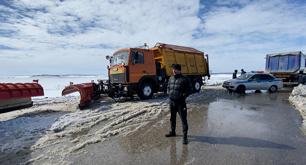 Пробка на трассе "Дон". Фото Сергея Снежина для "Кавказского узла" Пробка на трассе "Дон". Фото Сергея Снежина для "Кавказского узла"