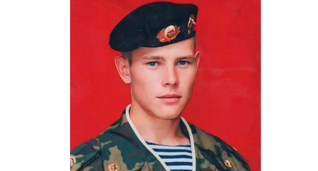 Андрей Пересада. Фото: https://mayak-delta.ru/news/Nashigeroi/2023-03-20/v-kamyzyakskom-sele-prostilis-s-pogibshim-v-spetsoperatsii-zemlyakom-125082 Андрей Пересада. Фото: https://mayak-delta.ru/news/Nashigeroi/2023-03-20/v-kamyzyakskom-sele-prostilis-s-pogibshim-v-spetsoperatsii-zemlyakom-125082