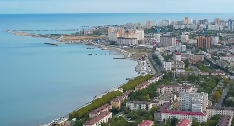 Новороссийск. Стопкадр из видео https://www.youtube.com/watch?v=dImZRtcMkEo Новороссийск. Стопкадр из видео https://www.youtube.com/watch?v=dImZRtcMkEo