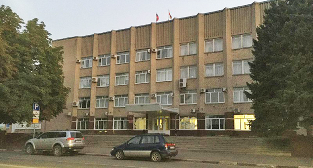 Администрация Азовского района. Фото: https://taganrogprav.ru/ Администрация Азовского района. Фото: https://taganrogprav.ru/