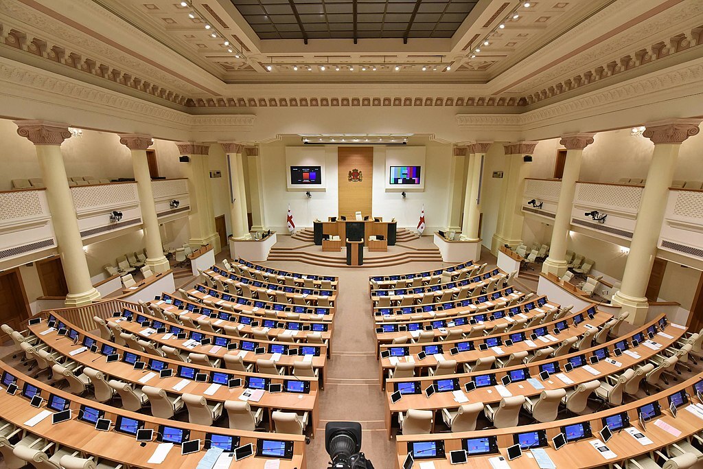 Парламент Грузии. Фото: Georgia https://ru.wikipedia.org Парламент Грузии. Фото: Georgia https://ru.wikipedia.org