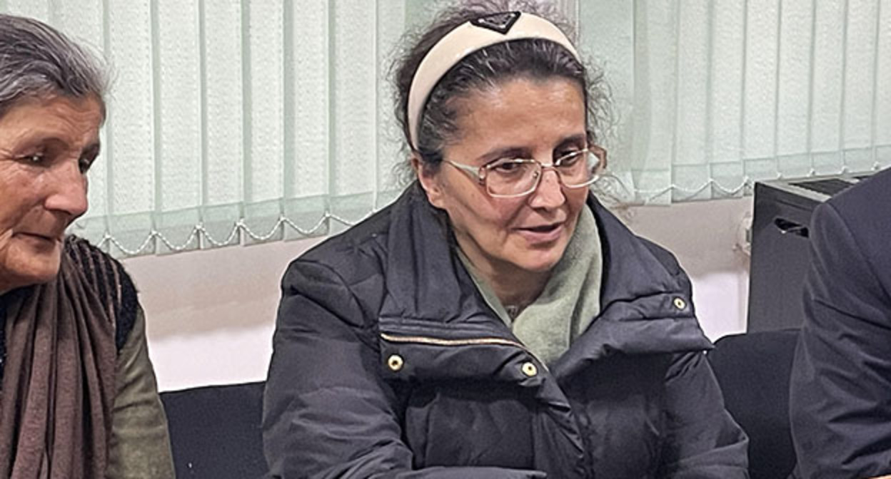 Мехсети Гусейнова мать осужденного Исмаила Гусейнова. Фото Фаика Меджида для "Кавказского узла" Мехсети Гусейнова мать осужденного Исмаила Гусейнова. Фото Фаика Меджида для "Кавказского узла"
