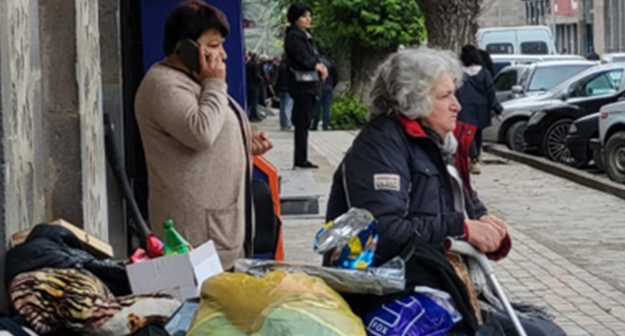 Беженцы из Нагорного Карабаха после приезда в Армению. Фото Алвард Григорян для "Кавказского узла". Беженцы из Нагорного Карабаха после приезда в Армению. Фото Алвард Григорян для "Кавказского узла".