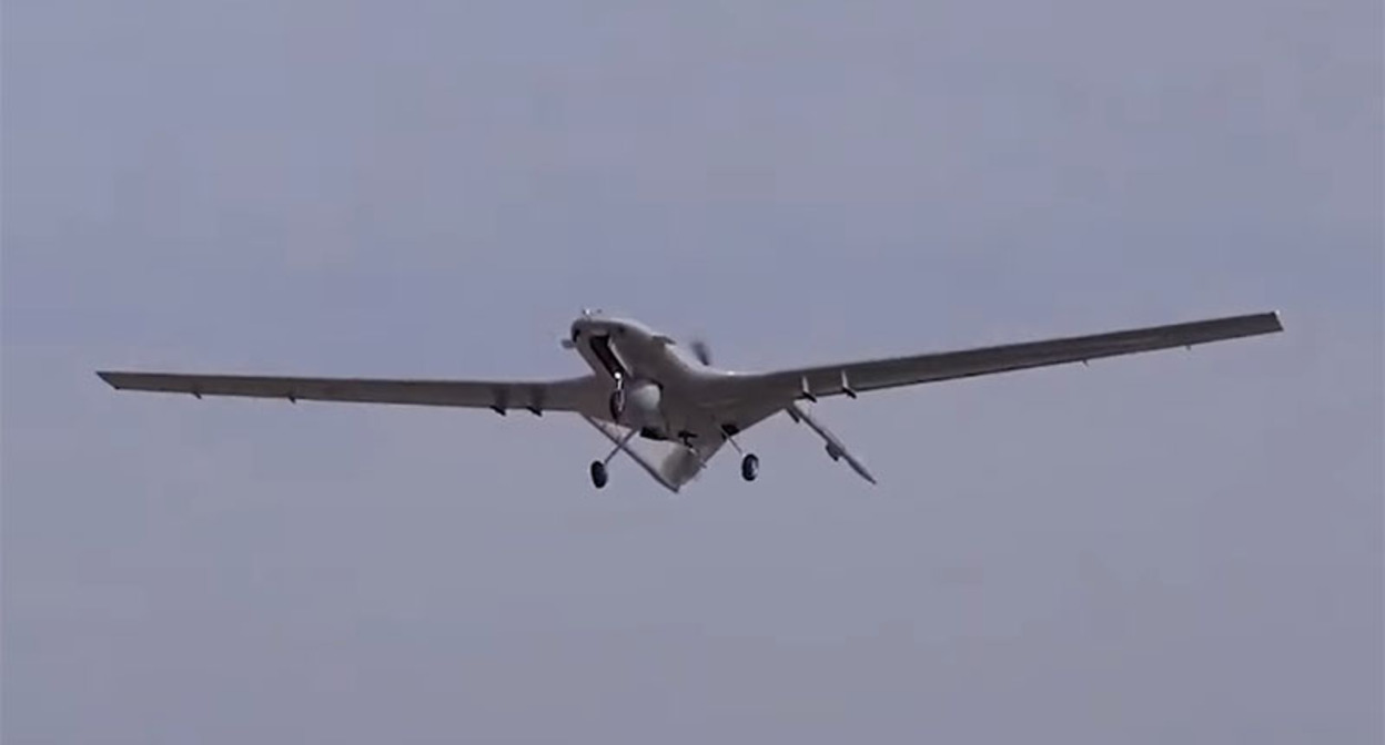 Беспилотник. Кадр из видео
Loyal Technique https://www.youtube.com/watch?v=svc5R-XT6-E&t=345s
Беспилотник. Кадр из видео
Loyal Technique https://www.youtube.com/watch?v=svc5R-XT6-E&t=345s