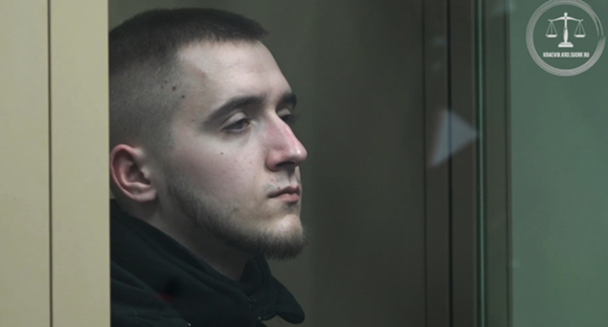 Суд приговорил к 12 годам лишения свободы жителя Ростовской области за госизмену. Скриншот видео https://t.me/opskuban/738 Суд приговорил к 12 годам лишения свободы жителя Ростовской области за госизмену. Скриншот видео https://t.me/opskuban/738