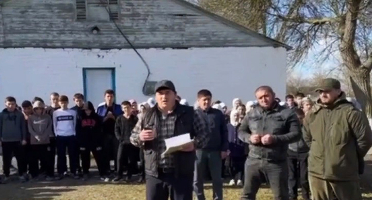Жители села Туршунай Бабаюртовского района. Фото: https://activatica.org Жители села Туршунай Бабаюртовского района. Фото: https://activatica.org