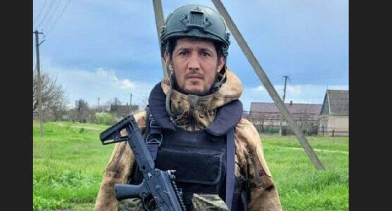 Артур Круптурсунов. Скриншот фото из Telegram-канала администрации Ногайского района от 27.12.23, https://t.me/nogayrayon/6313 Артур Круптурсунов. Скриншот фото из Telegram-канала администрации Ногайского района от 27.12.23, https://t.me/nogayrayon/6313