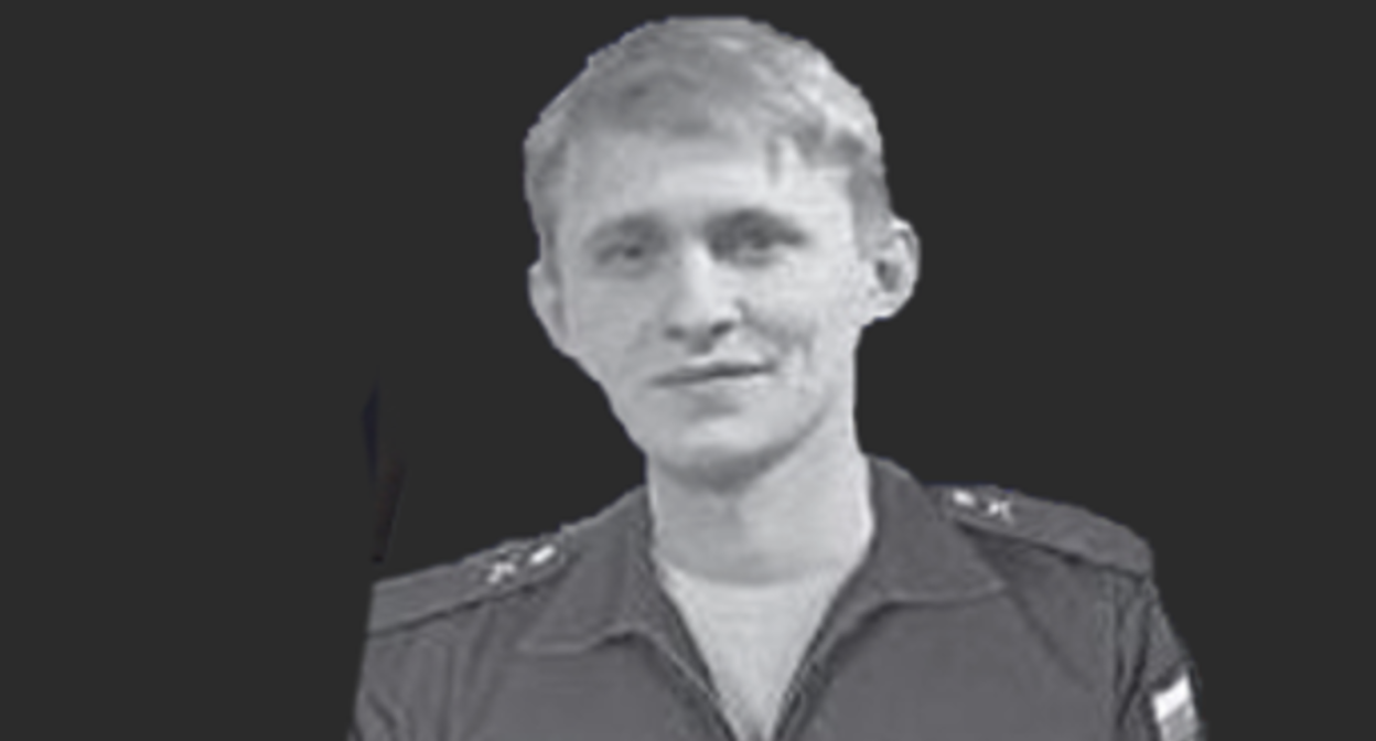 Станислав Лата. Фото: администрация ГКОУ РО "Тацинская специальная школа-интернат" http://shkinttacinsk.ucoz.ru/index/parta_geroja/0-862
Станислав Лата. Фото: администрация ГКОУ РО "Тацинская специальная школа-интернат" http://shkinttacinsk.ucoz.ru/index/parta_geroja/0-862