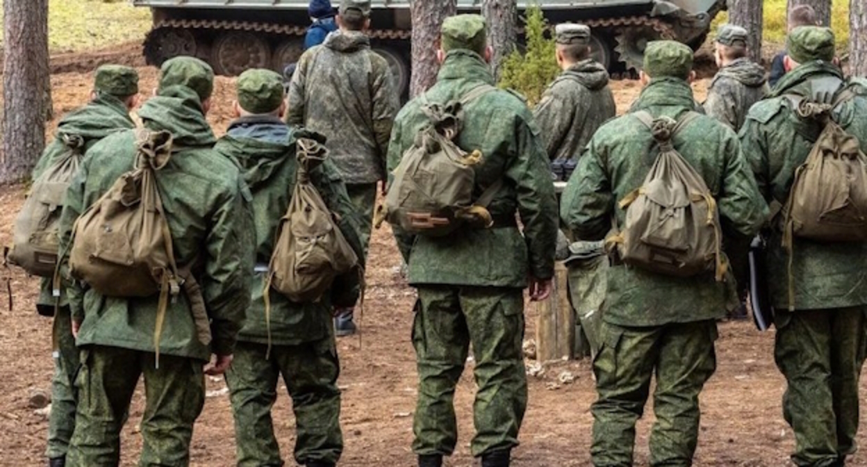 Военнослужащие, фото: Елена Синеок, "Юга.ру" Военнослужащие, фото: Елена Синеок, "Юга.ру"