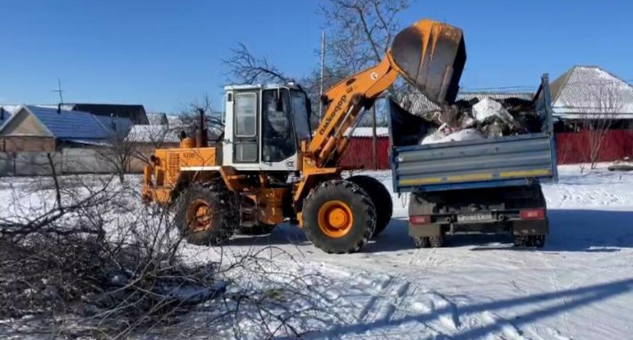 Ликвидация свалки в Прохладном. Фото: https://www.kbpravda.ru/node/37352 Ликвидация свалки в Прохладном. Фото: https://www.kbpravda.ru/node/37352