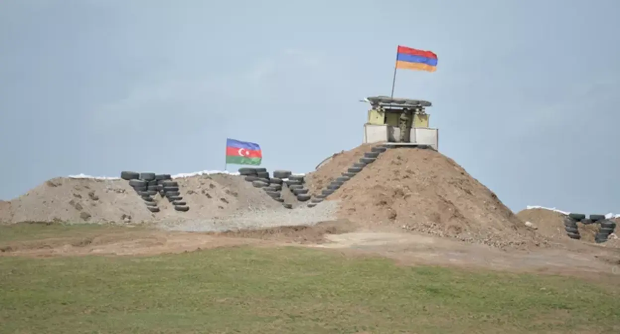 Граница Армении и Азербайджана. Фото : аппарат президента Республики Армения Граница Армении и Азербайджана. Фото : аппарат президента Республики Армения