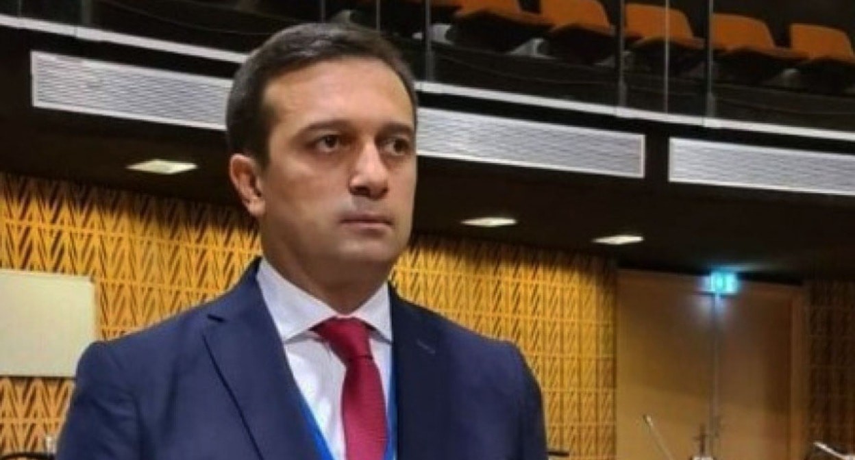 Леван Иоселиани. Фото: https://parliament.ge/en/media/news/levan-ioseliani-sakartvelo-srulad-iziarebs-rusetis-tsinaaghmdeg-mimartul-msoflio-gzavnilebs Леван Иоселиани. Фото: https://parliament.ge/en/media/news/levan-ioseliani-sakartvelo-srulad-iziarebs-rusetis-tsinaaghmdeg-mimartul-msoflio-gzavnilebs