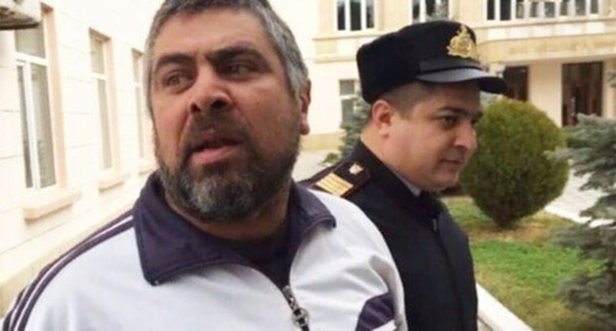 Ализамин Салаев. Скриншот видео со страницы в Facebook (принадлежит компании Meta, деятельность которой запрещена в России) Ализамин Салаев. Скриншот видео со страницы в Facebook (принадлежит компании Meta, деятельность которой запрещена в России)
