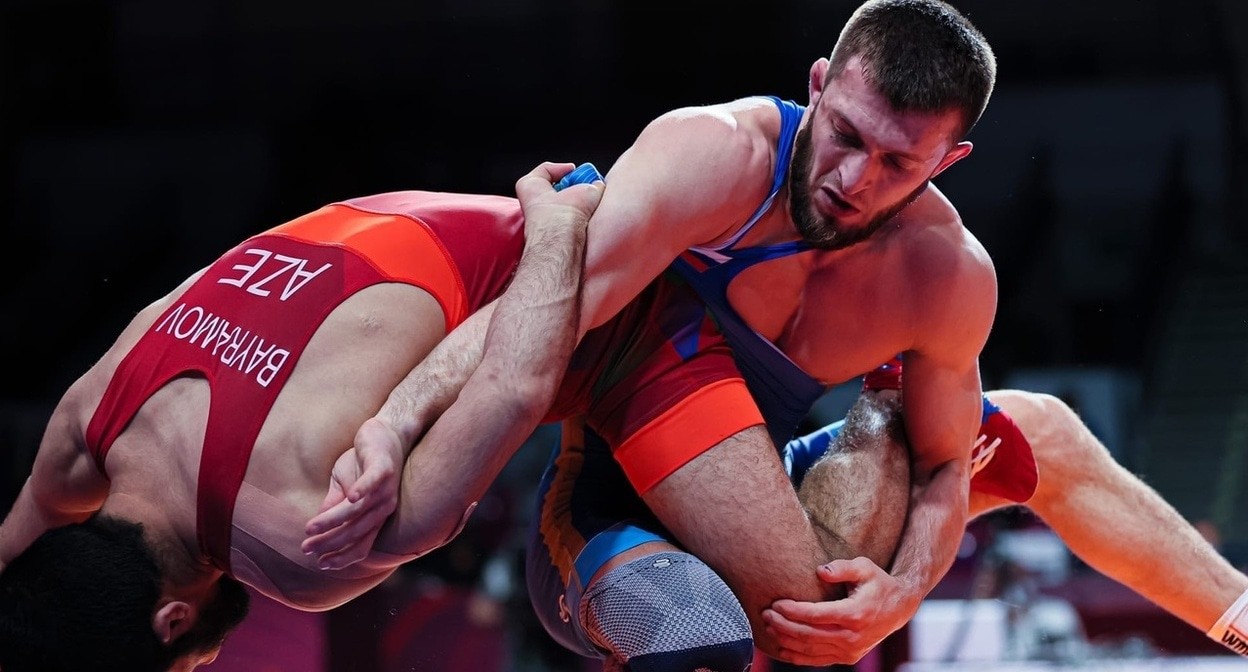 Соревнования на чемпионате России по вольной борьбе в Кызыле. Фото: пресс-служба Федерации спортивной борьбы России. https://vk.com/wall-26619469_546635?z=photo-26619469_457271406%2Falbum-26619469_00%2Frev Соревнования на чемпионате России по вольной борьбе в Кызыле. Фото: пресс-служба Федерации спортивной борьбы России. https://vk.com/wall-26619469_546635?z=photo-26619469_457271406%2Falbum-26619469_00%2Frev