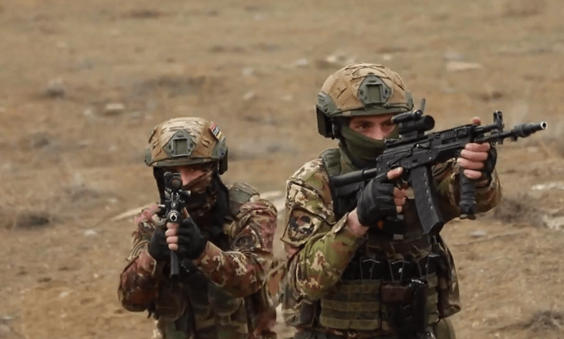 Армянские военные. Стоп-кадр видео Минобороны Армении от 18.02.24, https://t.me/mil_armenia/12841 Армянские военные. Стоп-кадр видео Минобороны Армении от 18.02.24, https://t.me/mil_armenia/12841
