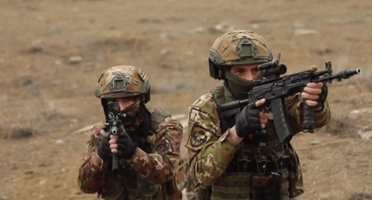 Армянские военные. Стоп-кадр видео Минобороны Армении от 18.02.24, https://t.me/mil_armenia/12841 Армянские военные. Стоп-кадр видео Минобороны Армении от 18.02.24, https://t.me/mil_armenia/12841