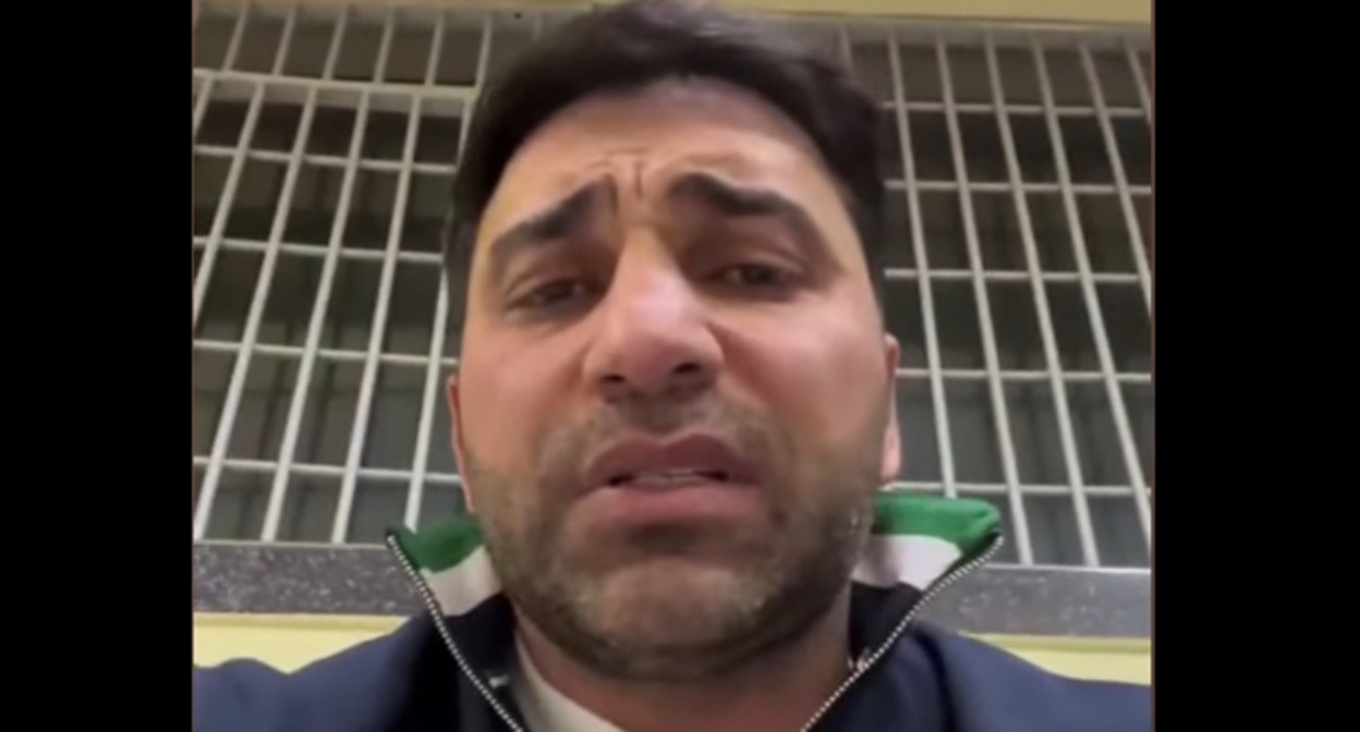 Кямиль Зейналлы, стоп-кадр видео канала "АЗЕРТАДЖ Новости" https://www.youtube.com/watch?v=fMgnwAbLEwg&t=3s Кямиль Зейналлы, стоп-кадр видео канала "АЗЕРТАДЖ Новости" https://www.youtube.com/watch?v=fMgnwAbLEwg&t=3s