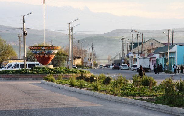 Дагестанские Огни. Фото: Zastara. https://ru.wikipedia.org Дагестанские Огни. Фото: Zastara. https://ru.wikipedia.org
