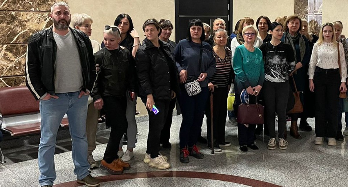 Группа зоозащитников которые явились на суд апелляционной инстанции. Фото: Дениса Джалагания предоставлено для "Кавказского узла" Группа зоозащитников которые явились на суд апелляционной инстанции. Фото: Дениса Джалагания предоставлено для "Кавказского узла"