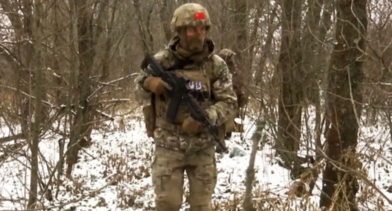 Боец в зоне специальной военной операции, фото: пресс-служба Минобороны РФ. https://structure.mil.ru/ Боец в зоне специальной военной операции, фото: пресс-служба Минобороны РФ. https://structure.mil.ru/