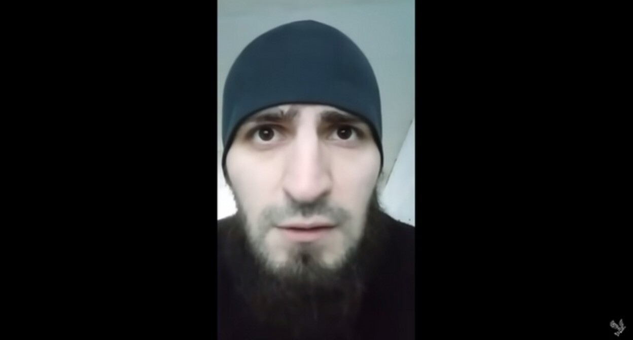 Видеообращение Омара Муртазалиева. Кадр видео Gulagu.net https://www.youtube.com/watch?v=UtEk51OG-OM Видеообращение Омара Муртазалиева. Кадр видео Gulagu.net https://www.youtube.com/watch?v=UtEk51OG-OM