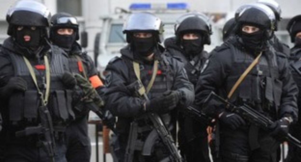 Силовики. Фото: пресс-служба МВД РФ. Силовики. Фото: пресс-служба МВД РФ.