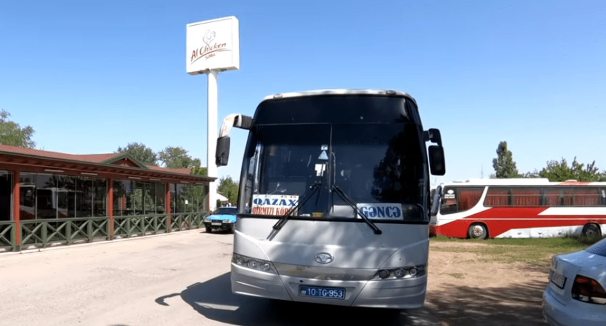 Туравтобусы в Азербайджане, стоп-кадр видео из YouTube-канала Travel Forever, https://www.youtube.com/watch?v=2oE4jzv4Xn8&t=2213s
Туравтобусы в Азербайджане, стоп-кадр видео из YouTube-канала Travel Forever, https://www.youtube.com/watch?v=2oE4jzv4Xn8&t=2213s