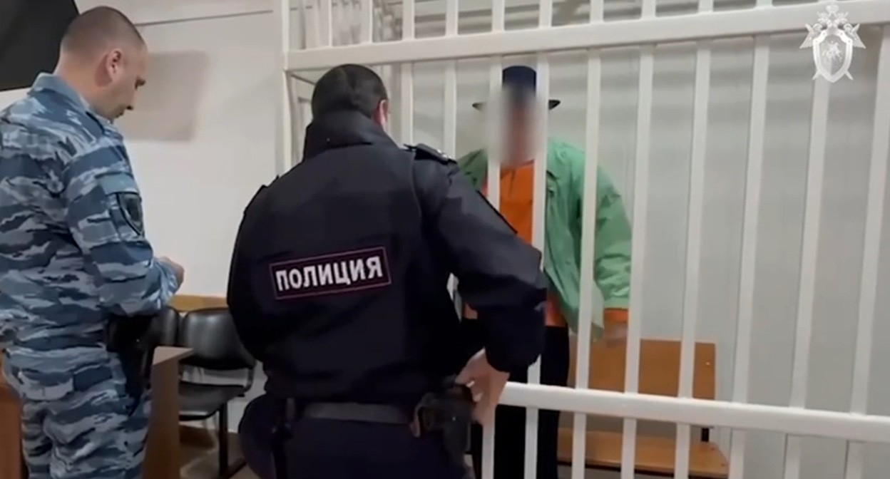 Житель Сочи арестован по делу о фейках об армии. Cкриншот видео https://t.me/kubansledcom/3609 Житель Сочи арестован по делу о фейках об армии. Cкриншот видео https://t.me/kubansledcom/3609