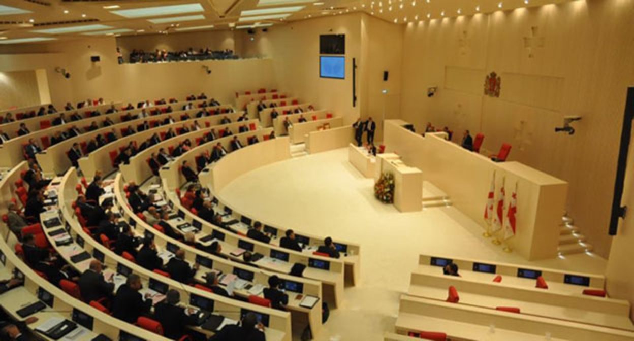 Заседание парламента Грузии. Фото: VOA https://uk.wikipedia.org Заседание парламента Грузии. Фото: VOA https://uk.wikipedia.org