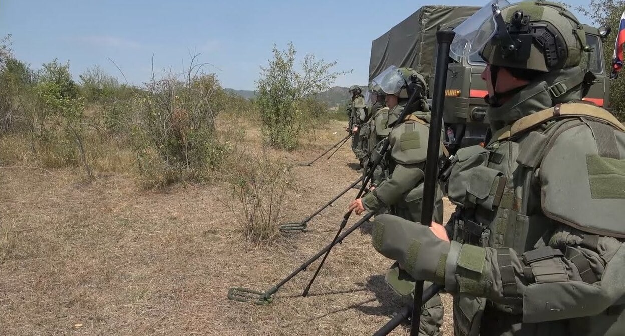 Разминирование в зоне карабахского конфликта. Скриншот видео Минобороны России
https://www.youtube.com/watch?app=desktop&v=CzMrtk44lD0 Разминирование в зоне карабахского конфликта. Скриншот видео Минобороны России
https://www.youtube.com/watch?app=desktop&v=CzMrtk44lD0
