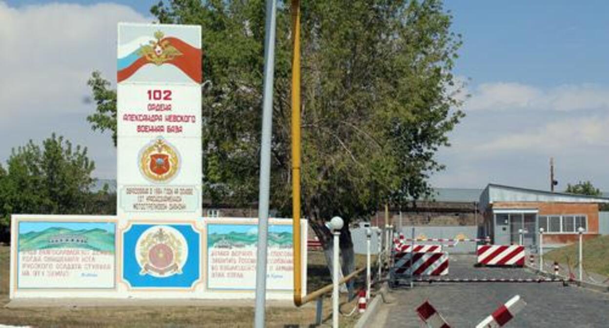 Российская военная база в Гюмри. Фото Тиграна Петросяна для "Кавказского узла". Российская военная база в Гюмри. Фото Тиграна Петросяна для "Кавказского узла".