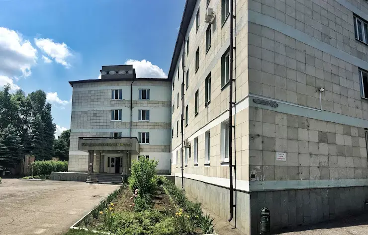 Поликлиника №2 в Нальчике. Фото: https://nalchik.fooby.ru/company/gbuz-gorodskaya-poliklinika-2-go-nalchik-4682304 Поликлиника №2 в Нальчике. Фото: https://nalchik.fooby.ru/company/gbuz-gorodskaya-poliklinika-2-go-nalchik-4682304