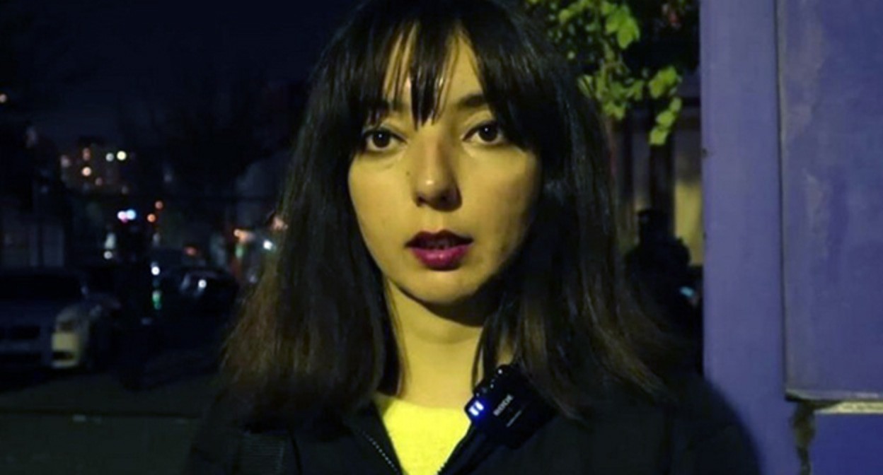 Эльнара Гасымова. Фото: Report https://report.az/ru/proisshestviya/zaderzhannaya-po-delu-abzas-media-elnara-gasymova-pomeshena-pod-arest/ Эльнара Гасымова. Фото: Report https://report.az/ru/proisshestviya/zaderzhannaya-po-delu-abzas-media-elnara-gasymova-pomeshena-pod-arest/