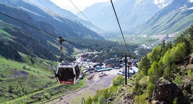 Нацпарк "Приэльбрусье". Фото: РИА "Кабардино-Балкария" https://kbrria.ru/obshchestvo/TuristskorekreatsionnayazonainatsionalnyyparkPrielbrusedogovorilissotrudnichat Нацпарк "Приэльбрусье". Фото: РИА "Кабардино-Балкария" https://kbrria.ru/obshchestvo/TuristskorekreatsionnayazonainatsionalnyyparkPrielbrusedogovorilissotrudnichat