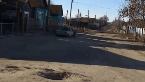 Село Тишково. Стоп-кадр видео из YouTube-канала Антона Калиты от 21.01.2023, https://www.youtube.com/watch?v=1sRIQgNuc3M&t=143s Село Тишково. Стоп-кадр видео из YouTube-канала Антона Калиты от 21.01.2023, https://www.youtube.com/watch?v=1sRIQgNuc3M&t=143s
