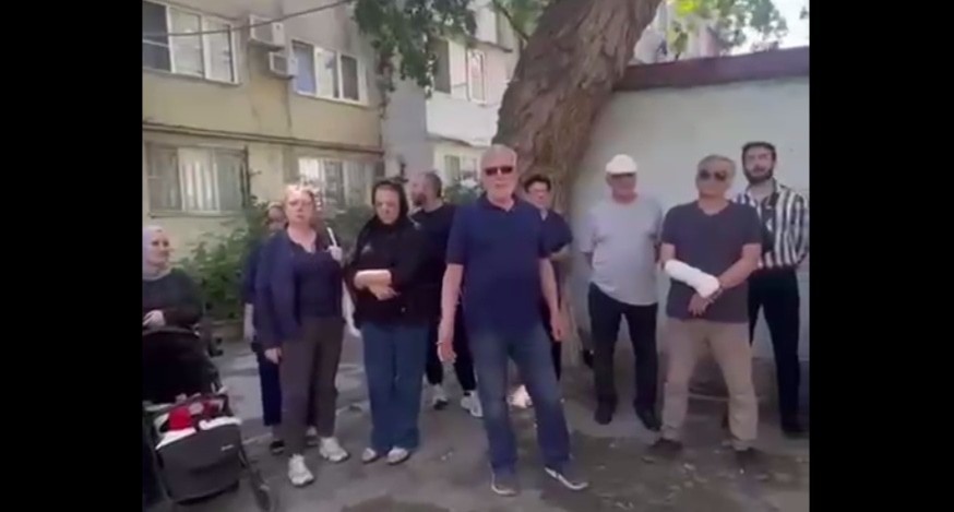 Кадр видеообращения жителей Махачкалы https://t.me/chernovik/72285 Кадр видеообращения жителей Махачкалы https://t.me/chernovik/72285
