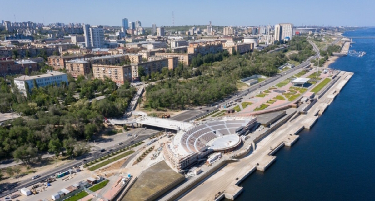 Набережная в Волгограде, фото: mixyfotos.ru Набережная в Волгограде, фото: mixyfotos.ru